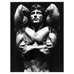 18. Frank Zane 8" x 10" Autographed Photo (1979 Vacuum)